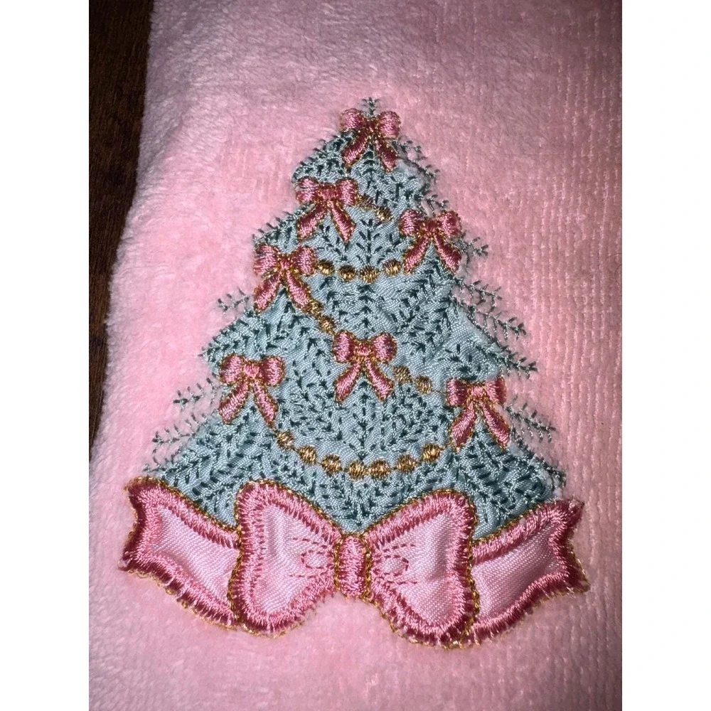 Vintage Pink Christmas Tree Hand Towel Embroidered Bows Fringe Guest Towel 17x10